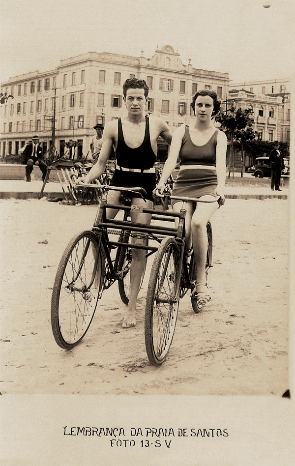 Aluguel de bicicletas era uma das opções de lazer em Santos