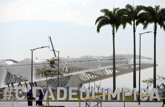 CIDADES OE - Praça Mauá, no Rio de Janeiro, que será inaugurada no próximo domingo e faz parte das obras de revitalização do Porto Maravilha. Foto: FABIO MOTTA/ESTADÃO