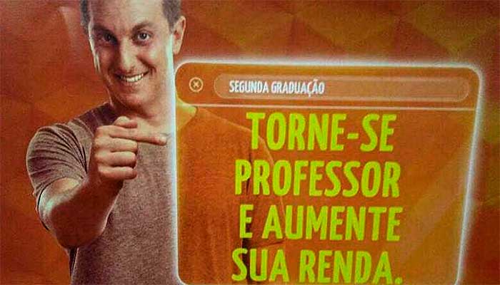 Anúncio da rede Anhanguera, oferecendo formação de professores como “segunda carreira” - foto: reprodução