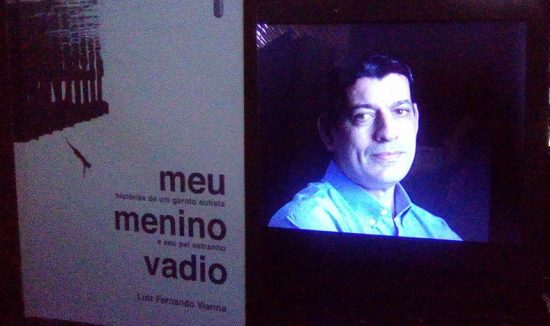 'Meu Menino Vadio - Histórias de um garoto autista e seu pai estranho', de Luiz Fernando Vianna, foi lançado pela editora Intrínseca. Foto: blogVencerLimites