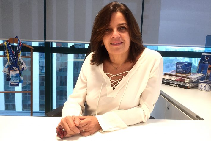 Régia Barbosa é diretora de gestão de RH da TIM Brasil. Imagem: Divulgação